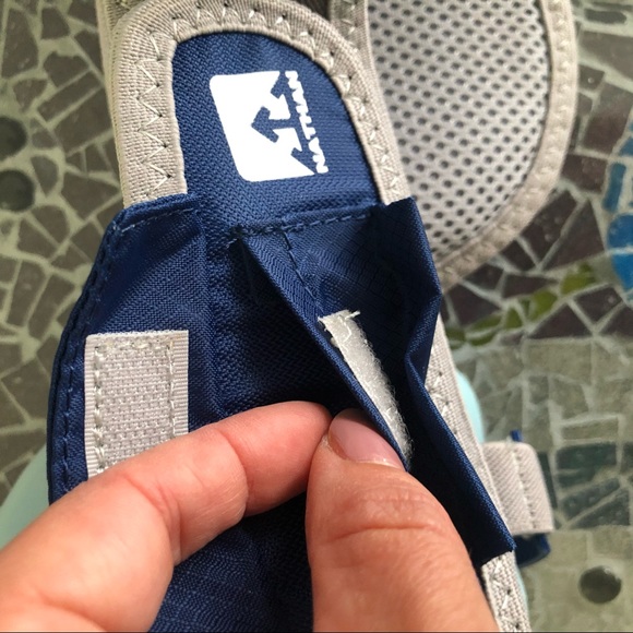 COPY - Nathan Speed 2 Waistpack with Two 10-Ounce… - Picture 6 of 7